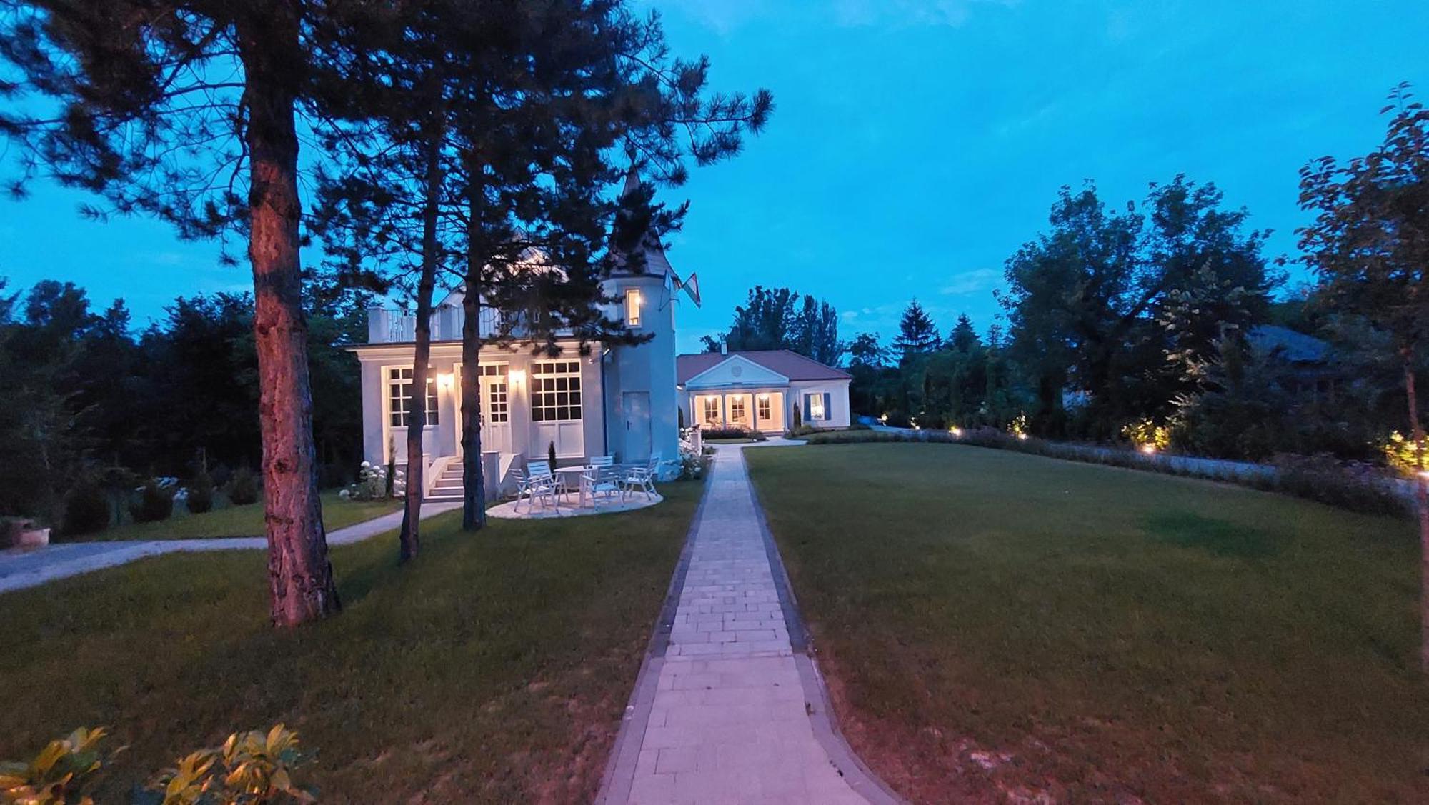 Schieszl Villa ซามาร์ดี ภายนอก รูปภาพ